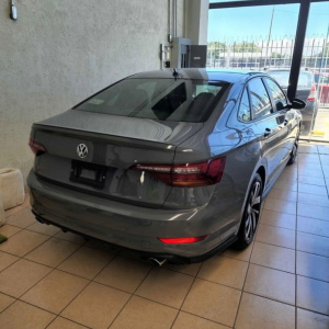 VOLKSWAGEN GLI