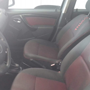 RENAULT SPEPWAY SANDERO